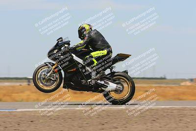 media/May-15-2023-TrackDaz (Mon) [[29bc01ea77]]/A Group/2pm (Wheelie Bump)/